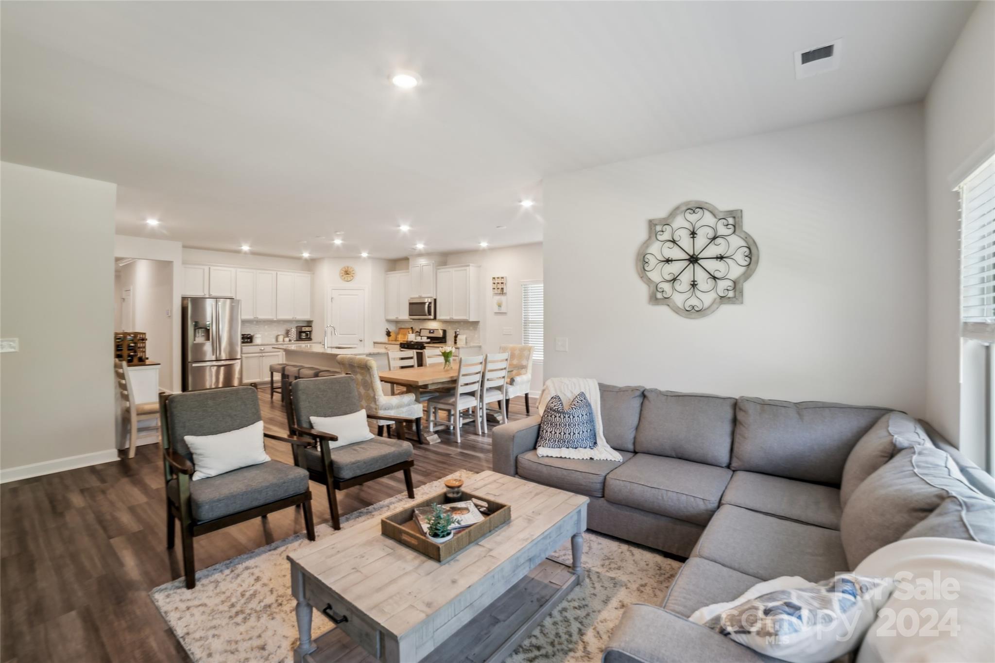 Larkhaven Hills - Residential