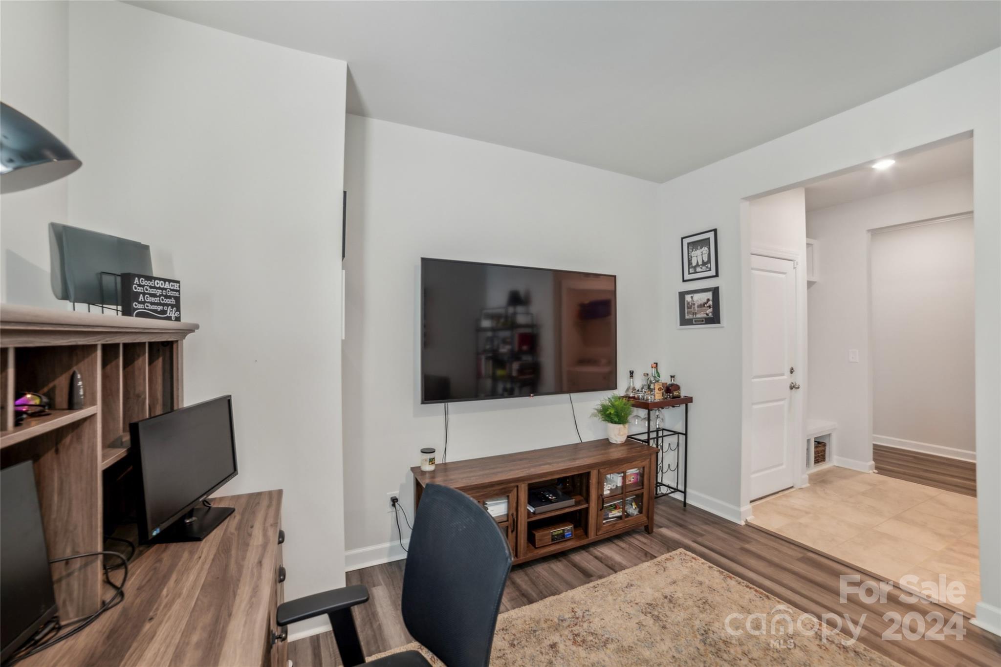 Larkhaven Hills - Residential