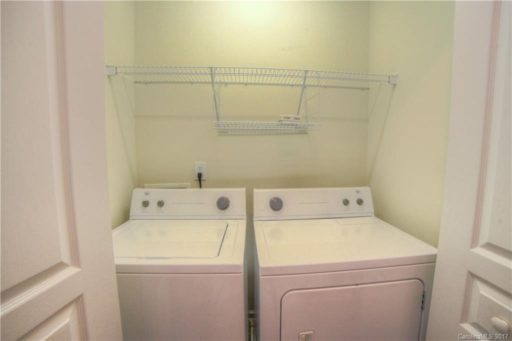 Ridge Pointe - Residential