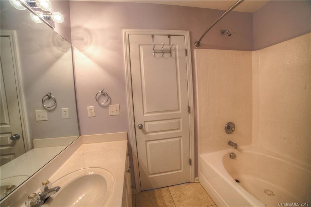 Ridge Pointe - Residential