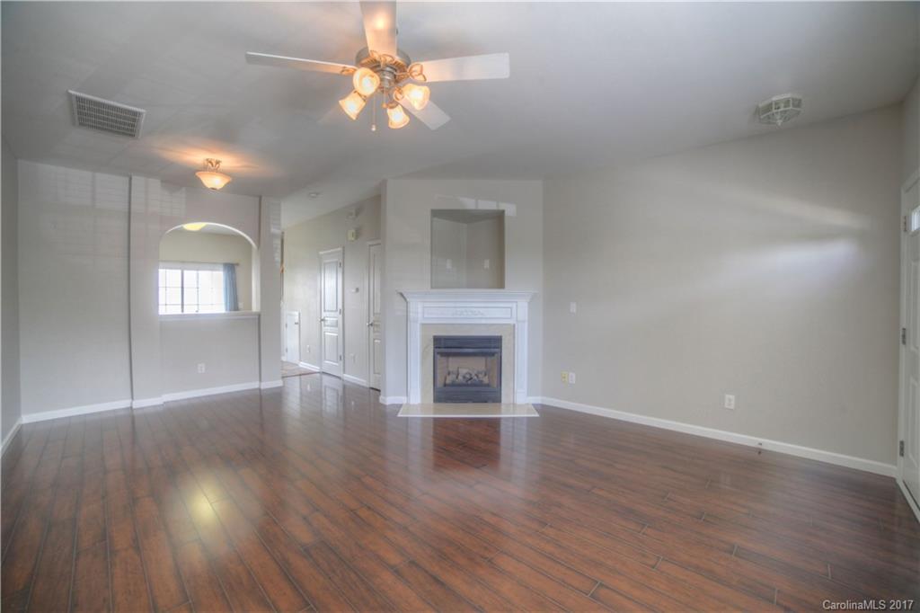 Ridge Pointe - Residential