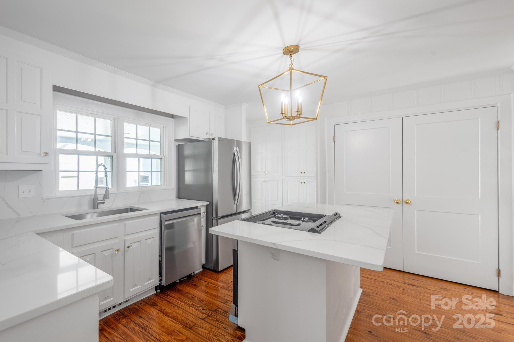 256 Oakhurst Road