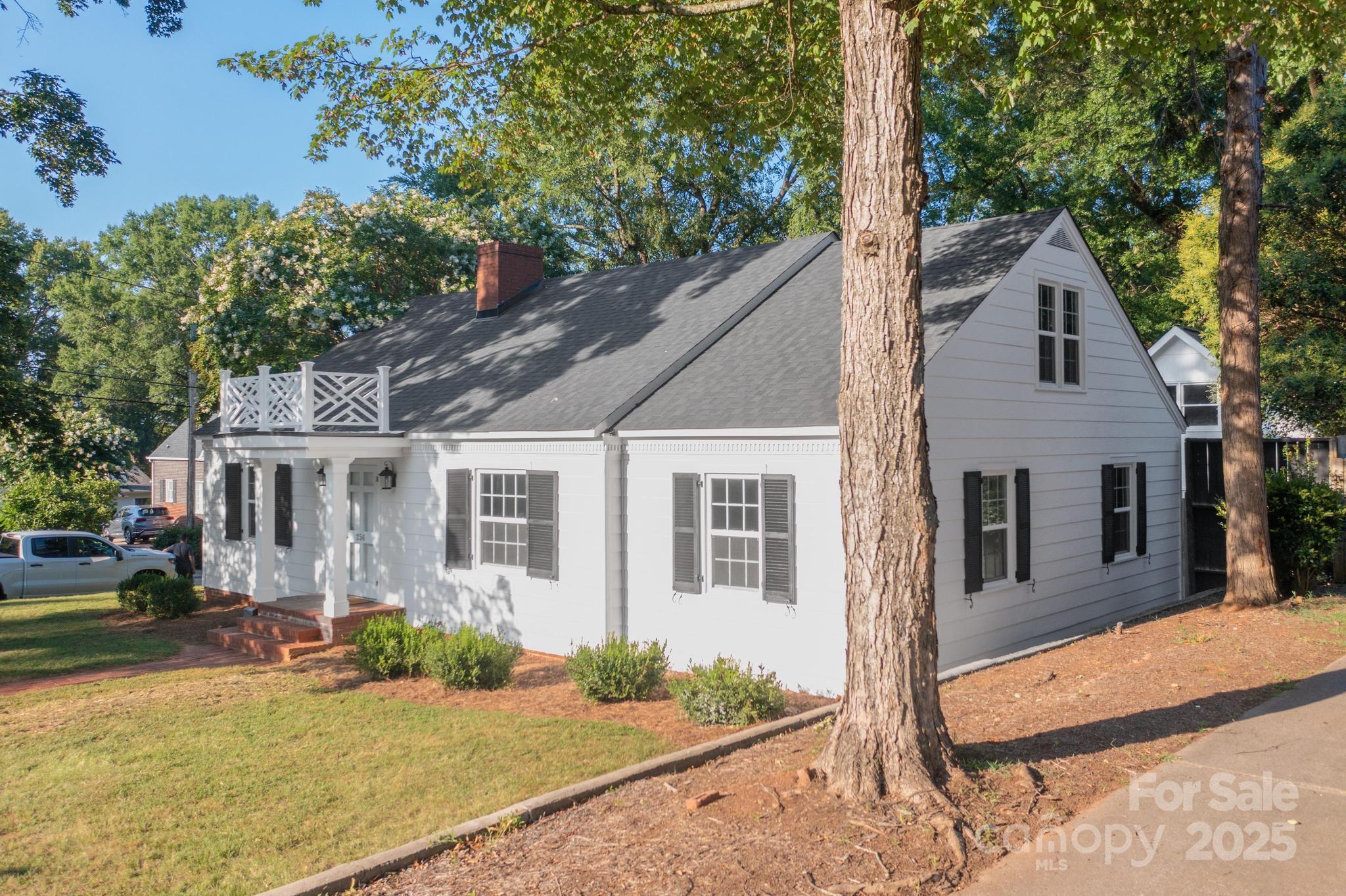 256 Oakhurst Road