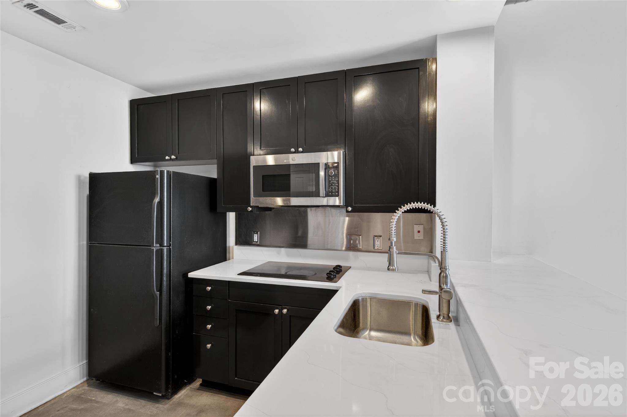 710 W Trade Street 505