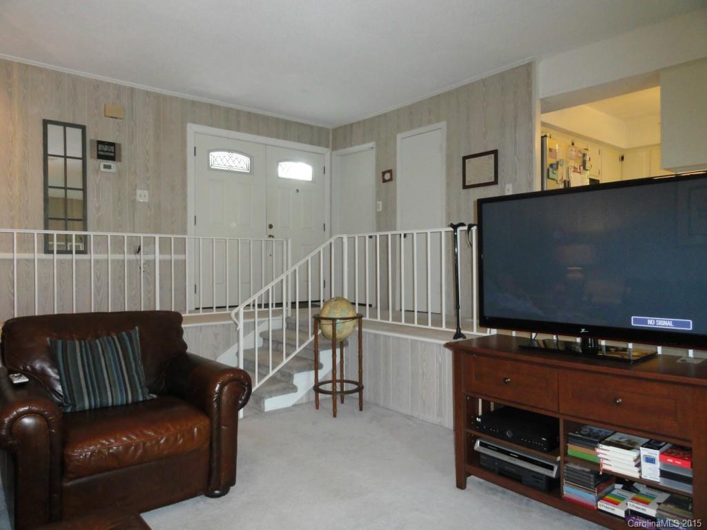 Tega Cay - Residential