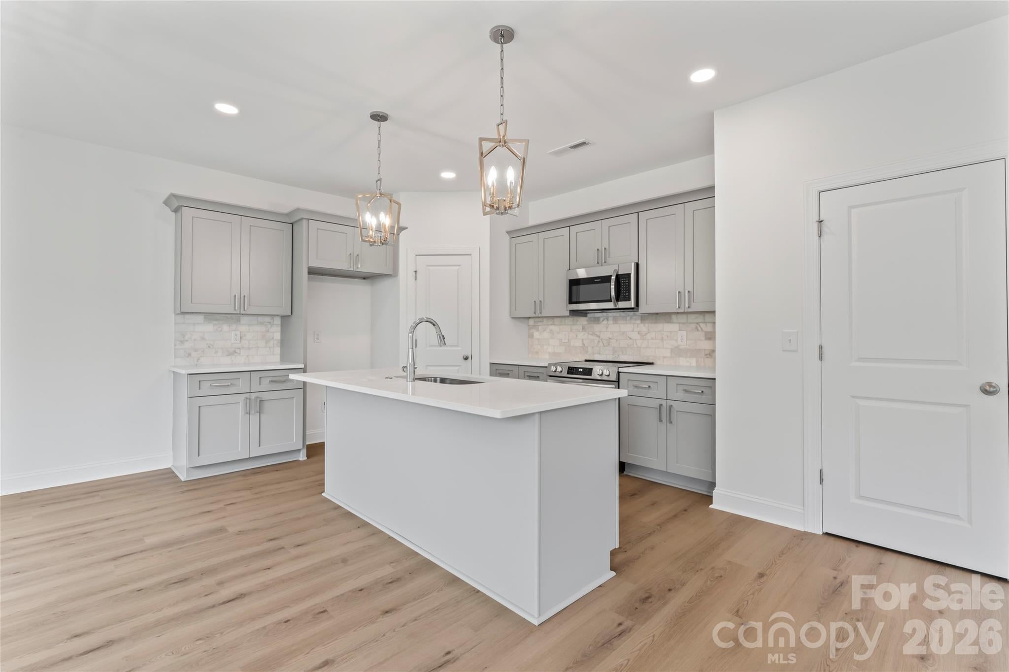 1595 Solitude Court