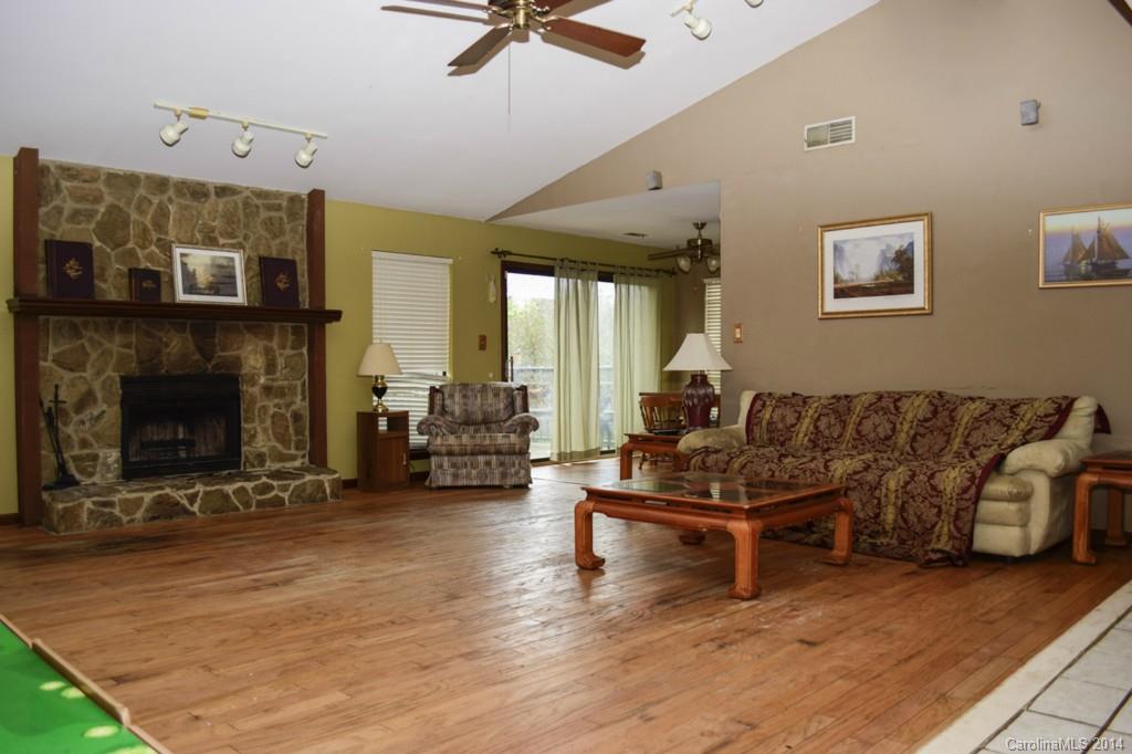 Walden On Carmel - Residential