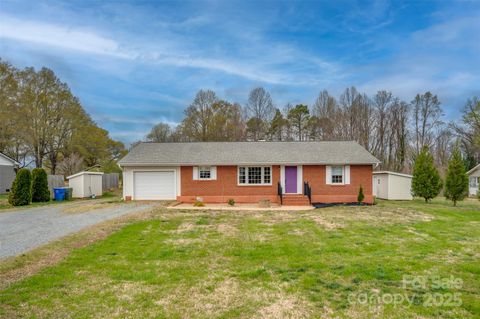 492 Oakland Road Spindale NC 28160