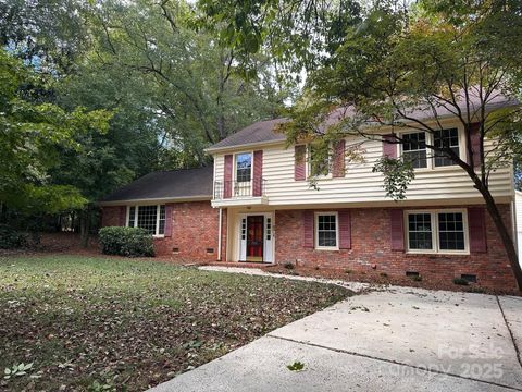 Photo of 2901 Goneaway Road, Charlotte, NC 28210 (MLS # 4305438)