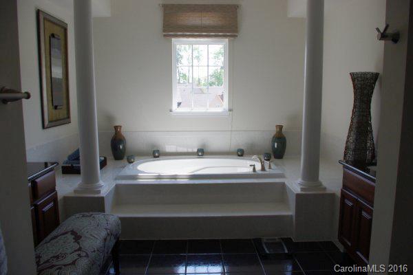 Amber Leigh - Residential Lease