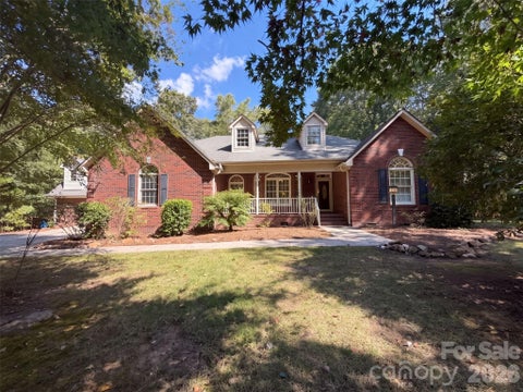 Photo of 5406 Club View Drive, Concord, NC 28025 (MLS # 4432194)