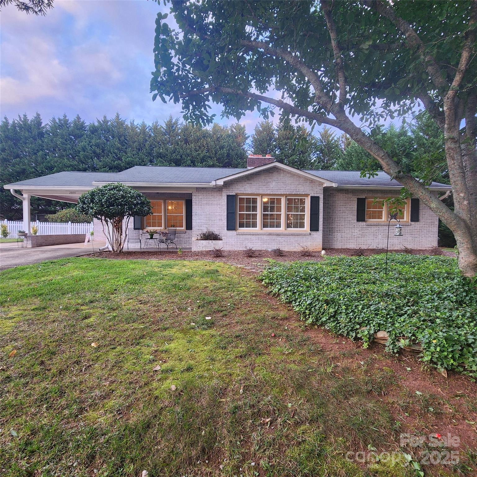 2309 Briarwood Street SW