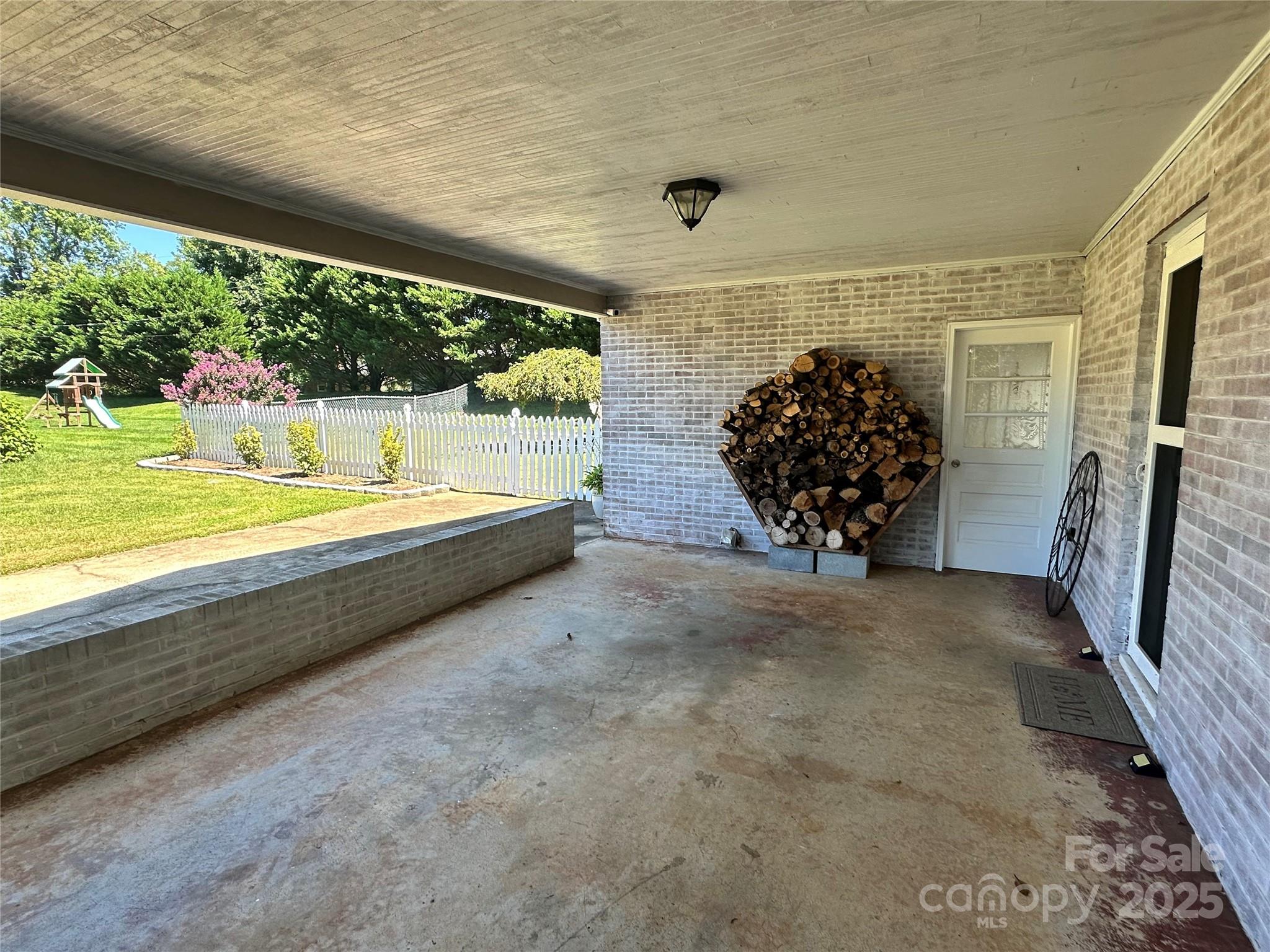 2309 Briarwood Street SW