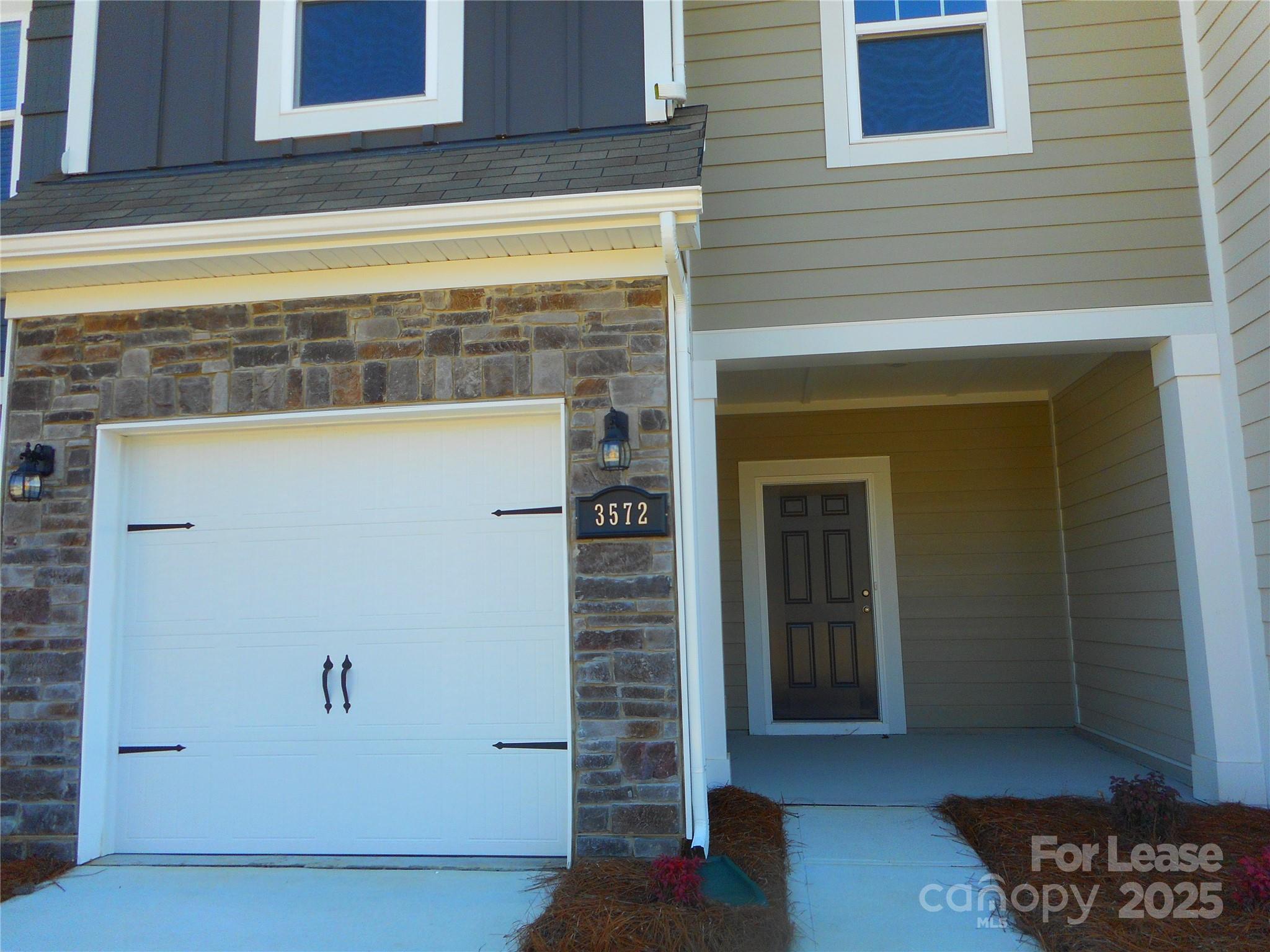 Secrest Landing - Residential Lease
