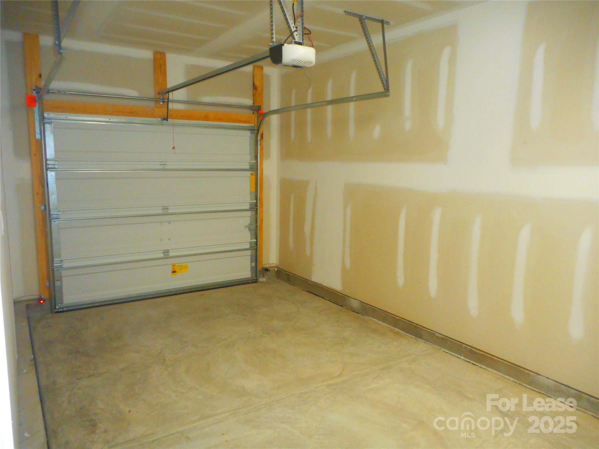 Secrest Landing - Residential Lease