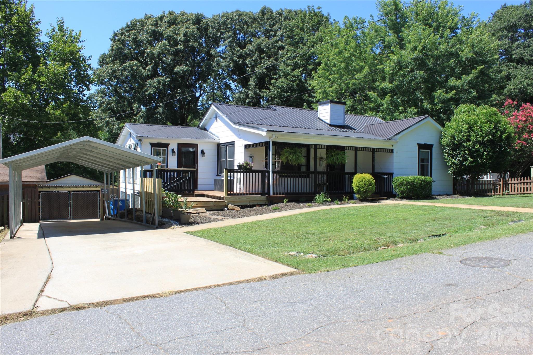 206 Bentwood Drive, Forest City, NC, 28043