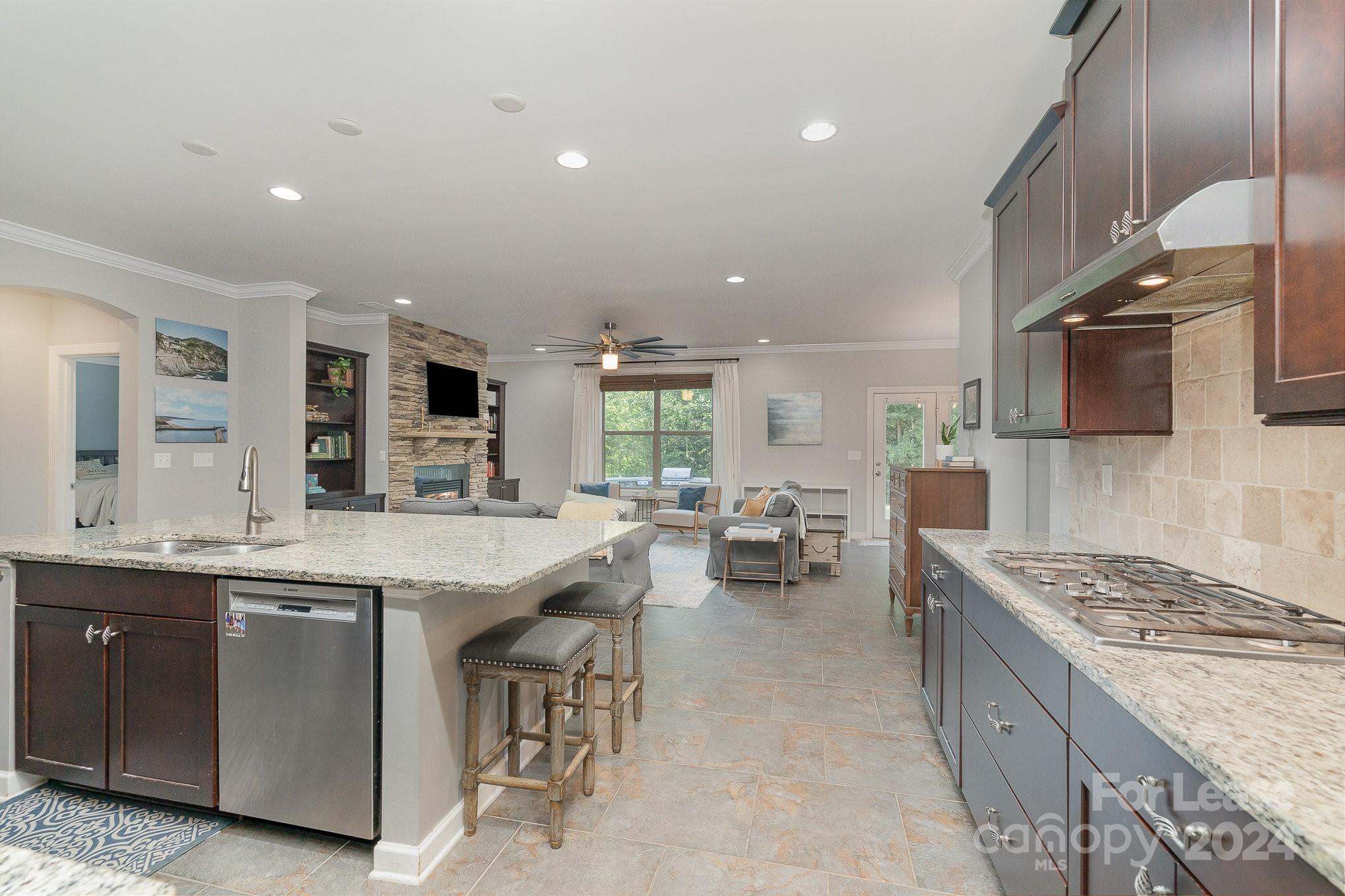 Devonridge - Residential Lease