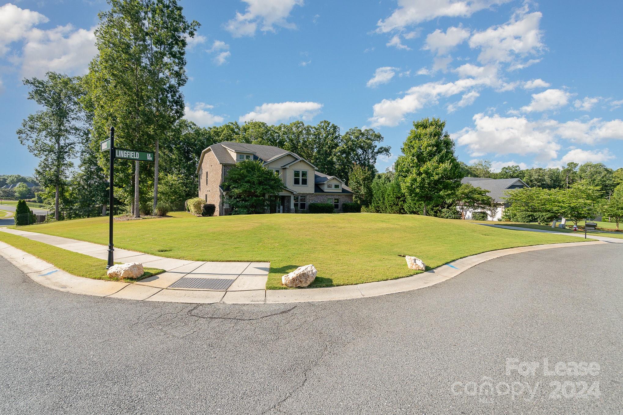 Devonridge - Residential Lease