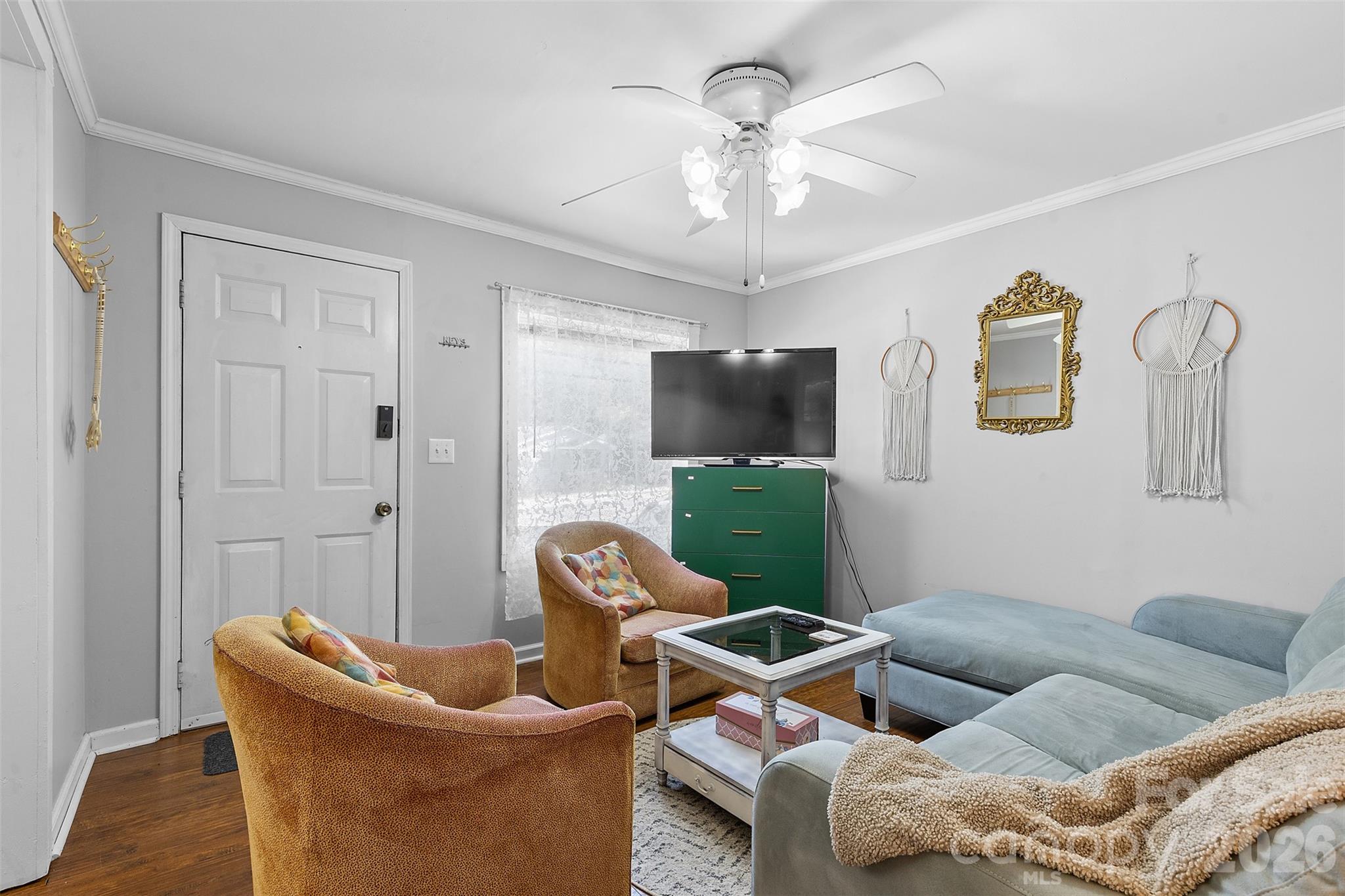 544 W Mclelland Avenue