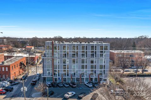 Condominium in Charlotte NC 3123 N Davidson Street 35.jpg