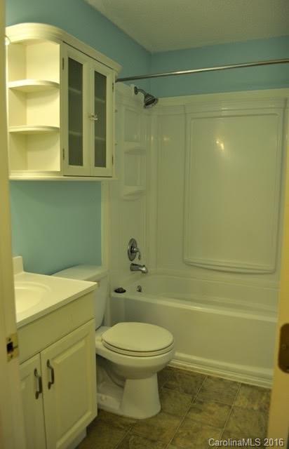 Mtn Carmel Acres - Residential