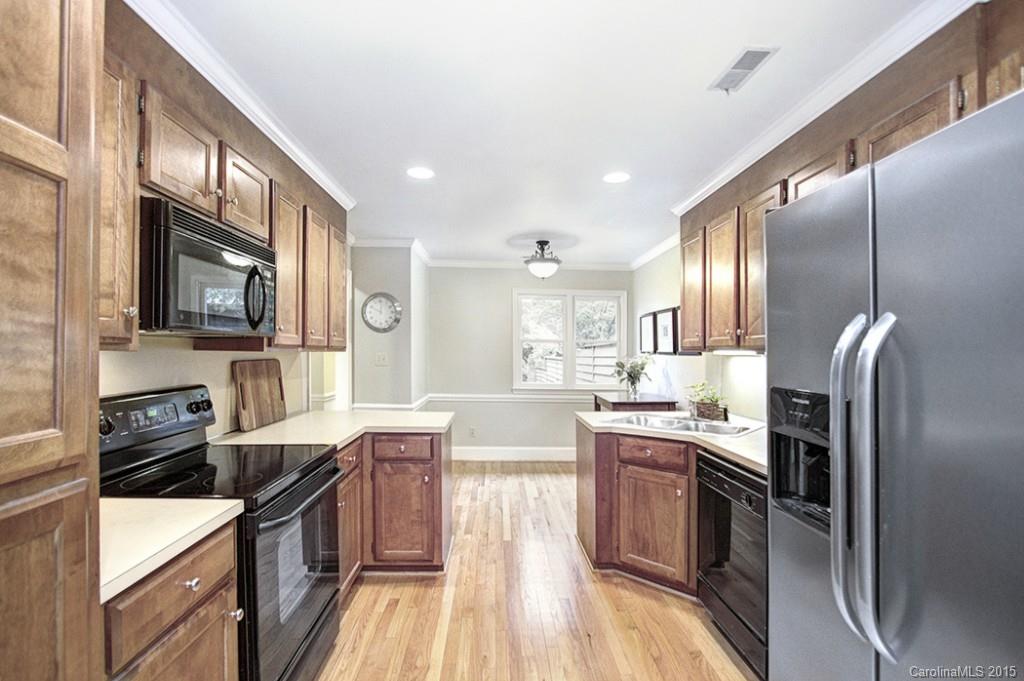 Newman Manor - Residential