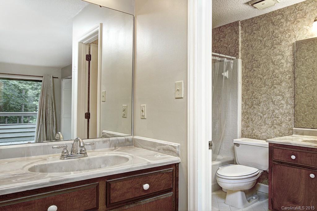 Newman Manor - Residential