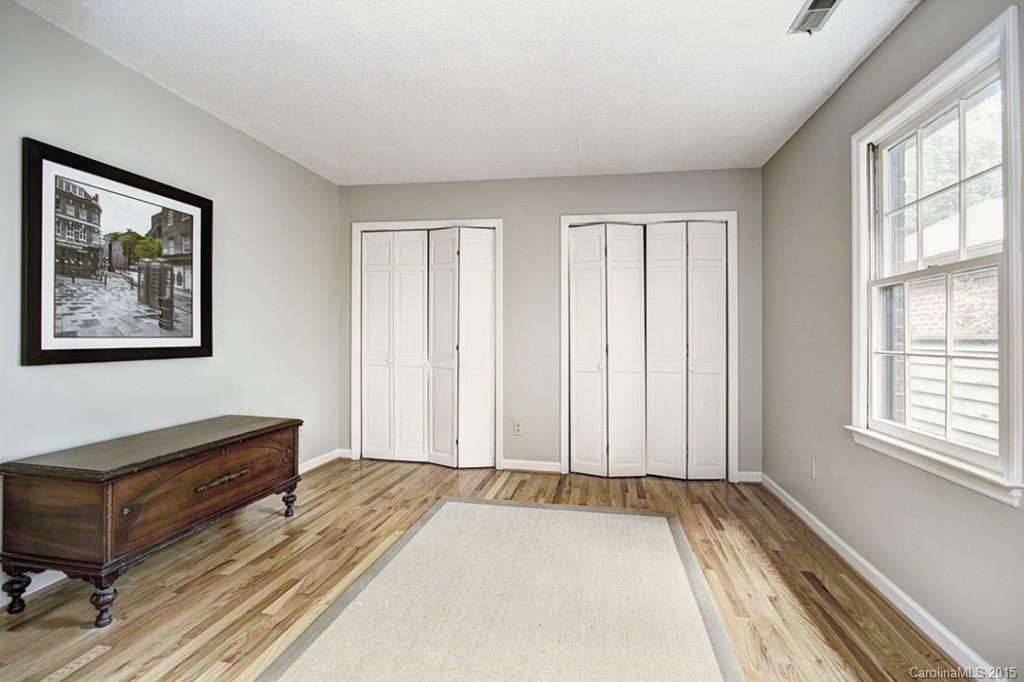 Newman Manor - Residential