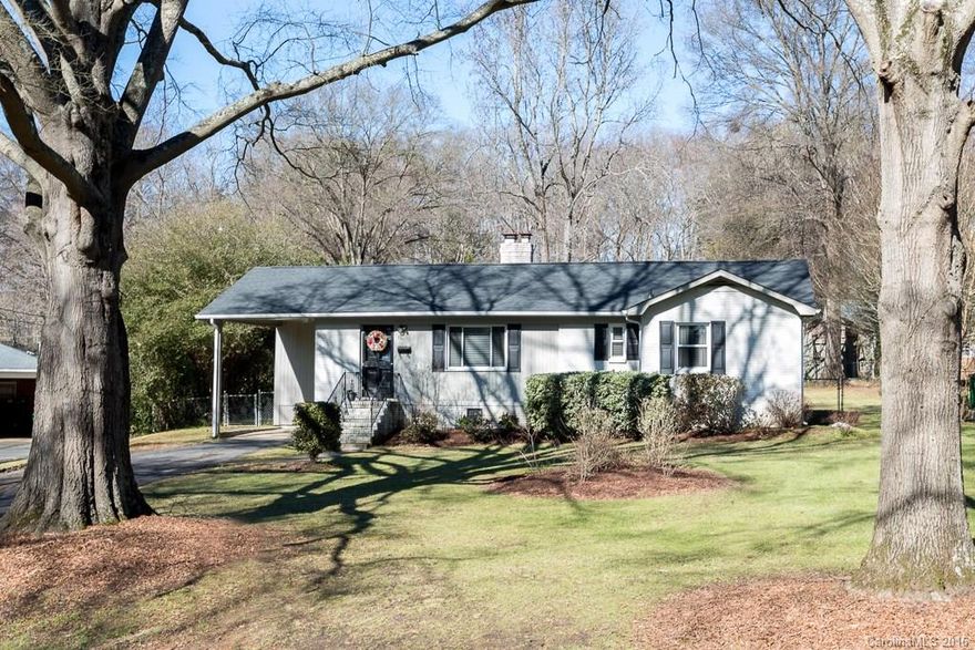 Adorable painted brick ranch, interior boasts beautiful hardwood floors throughout,upgraded 42" cabinets with under cabinet lighting and granite counter tops in the kitchen. Deck for entertaining and a large flat back yard.Located on a tree lined a quiet cul-de-sac. Roof replaced in 01/2016,New Gutters 01/2016.