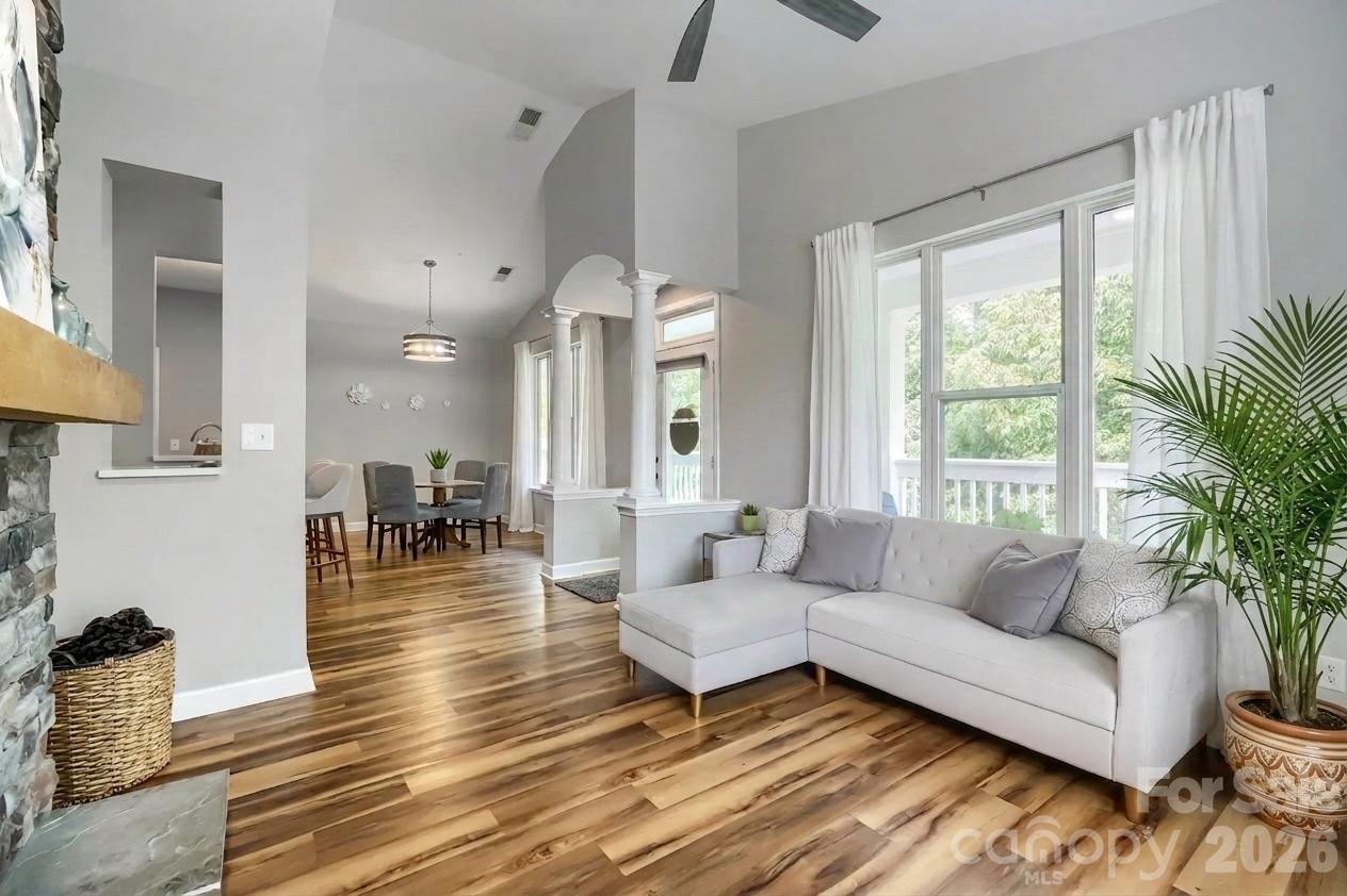 706 Northeast Drive 3