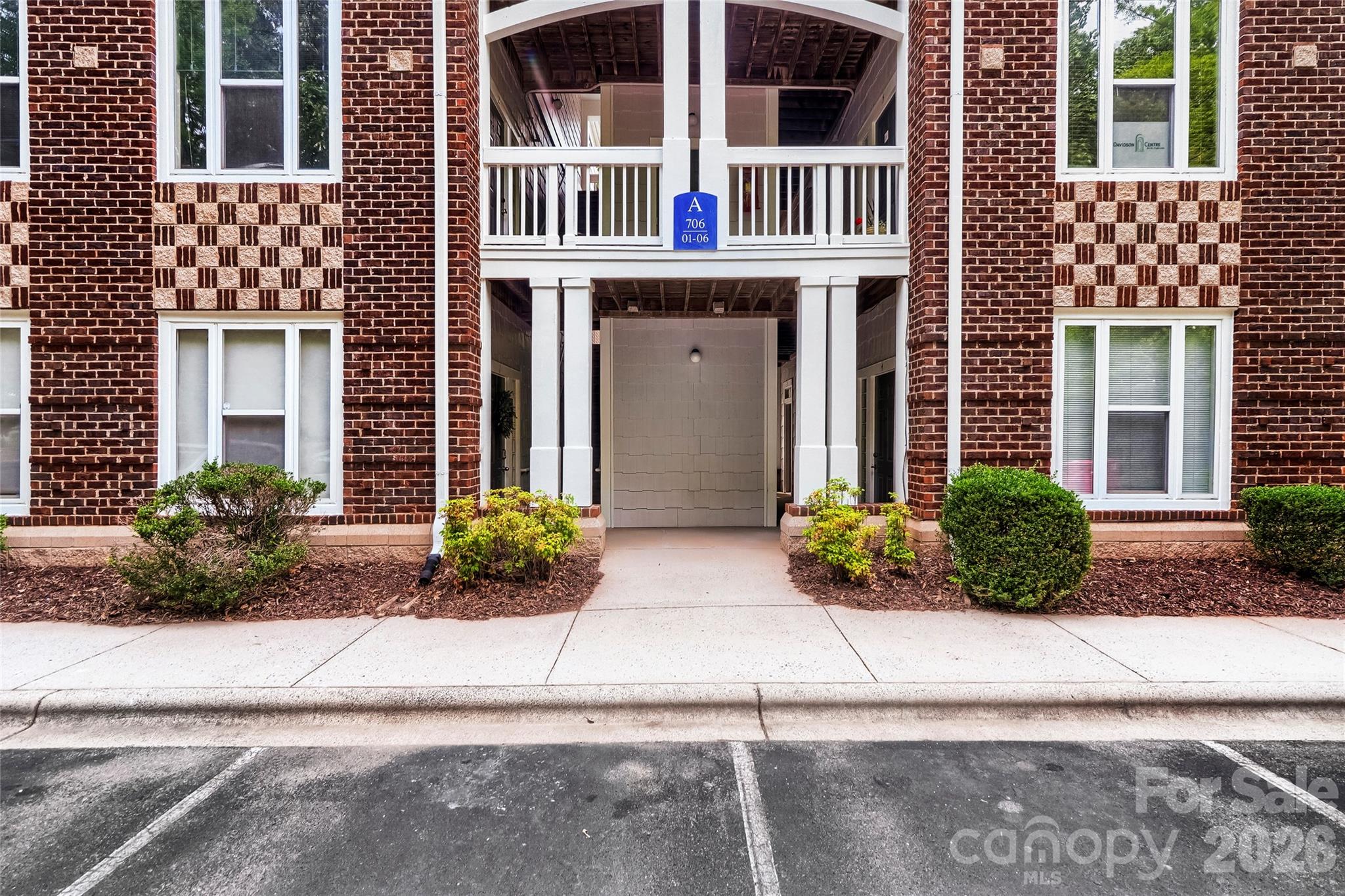 Spinnaker Reach - Residential