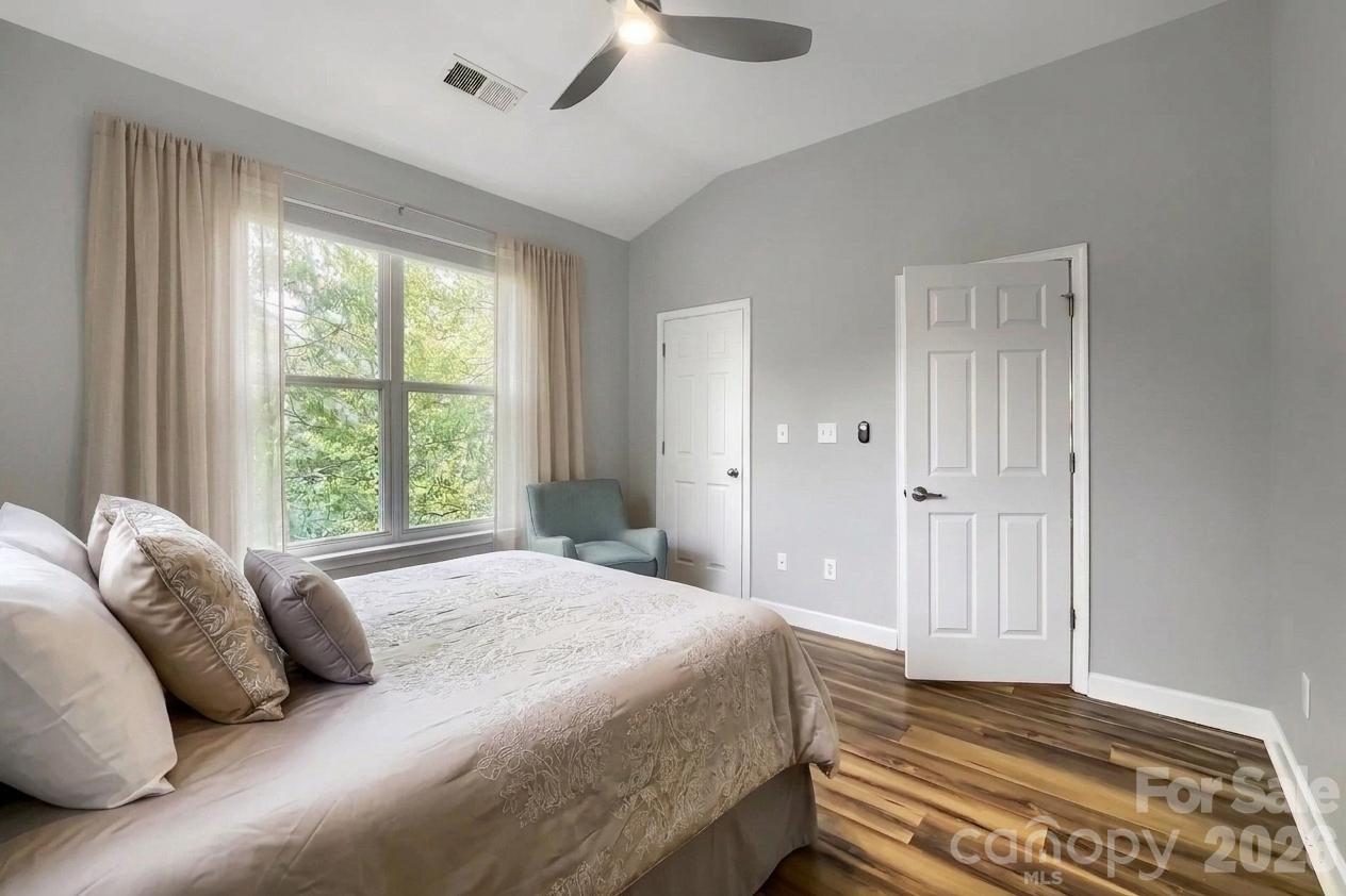 Spinnaker Reach - Residential