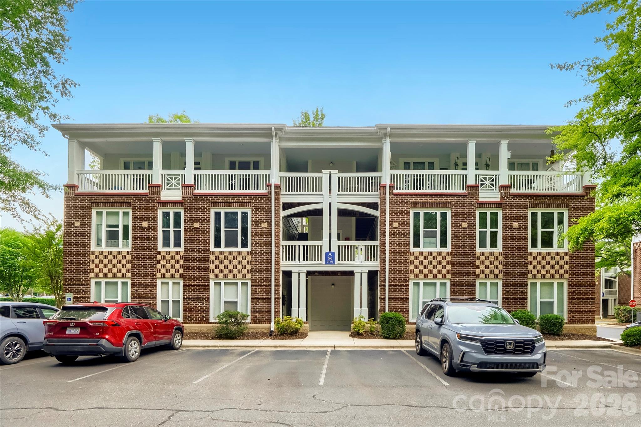 Spinnaker Reach - Residential