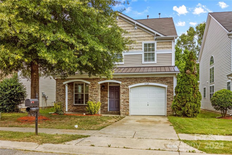 Home is minutes from University area, Uptown, I-485, Harrisburg, shopping, dining and more. Tall cathedral ceilings that offer lots of natural light. Separate dining room. Master bedroom located on first floor with bath tub and separate stand up shower. Walk-in closet. Three bedrooms upstairs. Fireplace! Neighborhood Pool