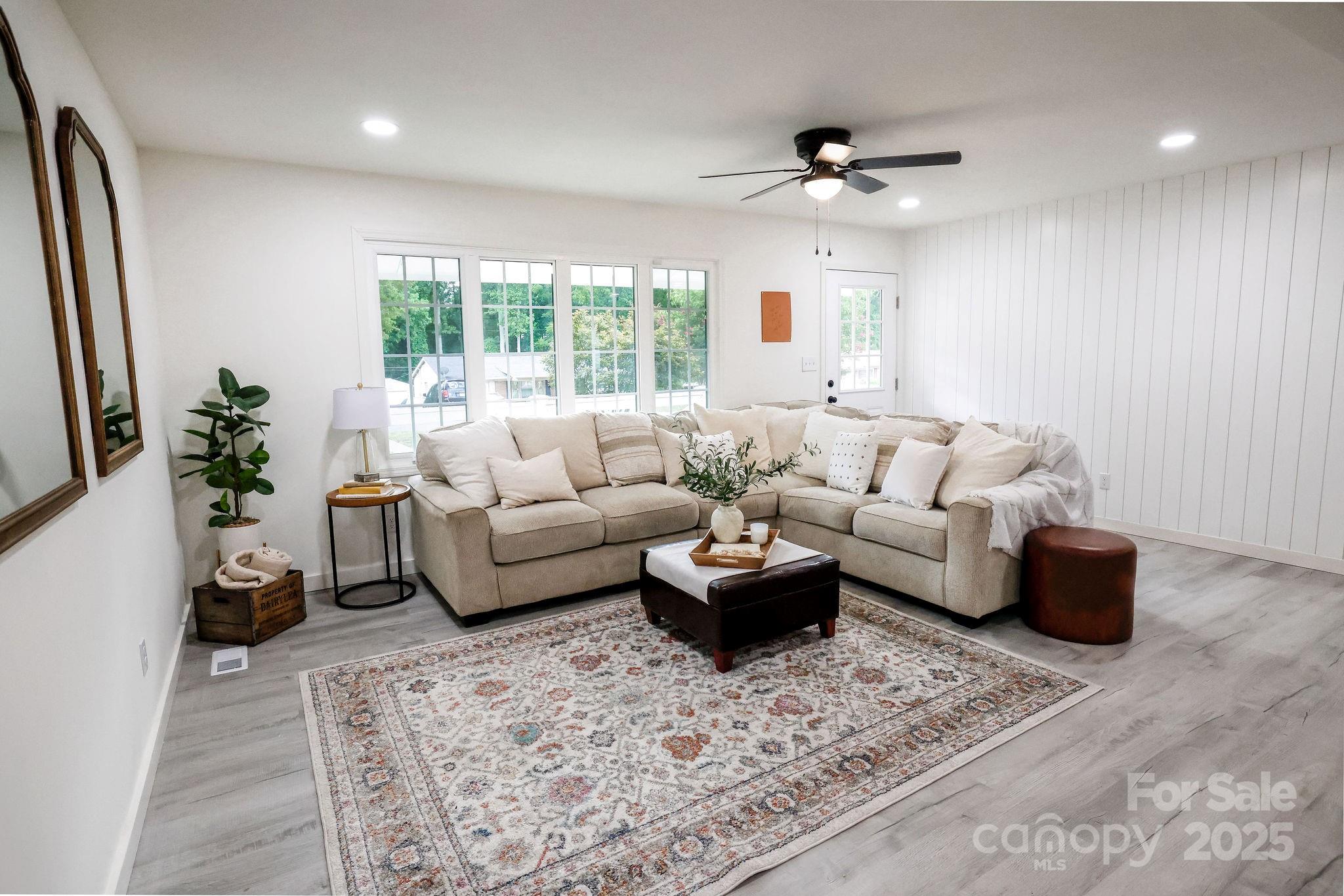 2518 Cove Creek Drive