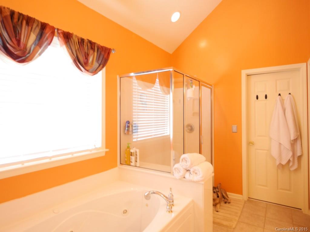 Autumn Cove At Lake Wylie - Residential