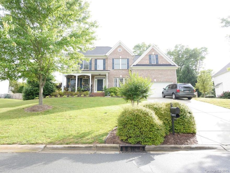 WONDERFUL OUTDOOR OASIS! THE BACKYARD IS PRIVATE, HAS IN GROUND POOL,LARGE PATIO AREAS, LUSH LANDSCAPING,STORAGE BUILDING, AND TIERED GARDENS! QUIET &MOST DESIREABLE CUL DE SAC IN AUTUMN COVE W/SEASONAL WATERVIEWS, 1 BEDRM& FULL BATH ON 1ST FLOOR, 3 BEDRM & LARGE BONUS PLUS WORKOUT ROOM ON 2ND LEVEL,NICE DECK OVERLOOKING THE POOL, ALL THIS AND IN THE AWARD WINNING CLOVER SCHOOL DISTRICT! 30 MIN TO CHARLOTTE AIRPORT, CONVENIENT TO CHARLOTTE,GASTONIA,YORK, CLOVER AND I77/I85/485
