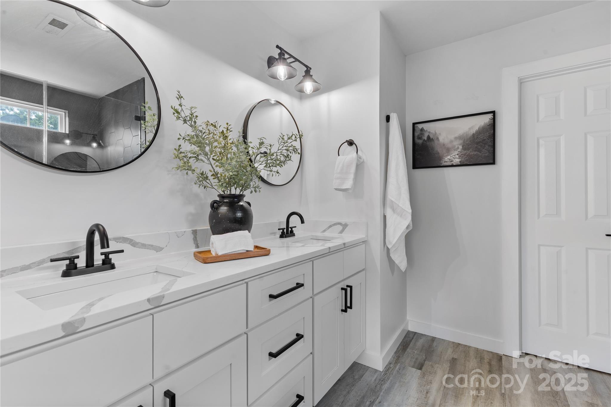 Hallmark Glen - Residential