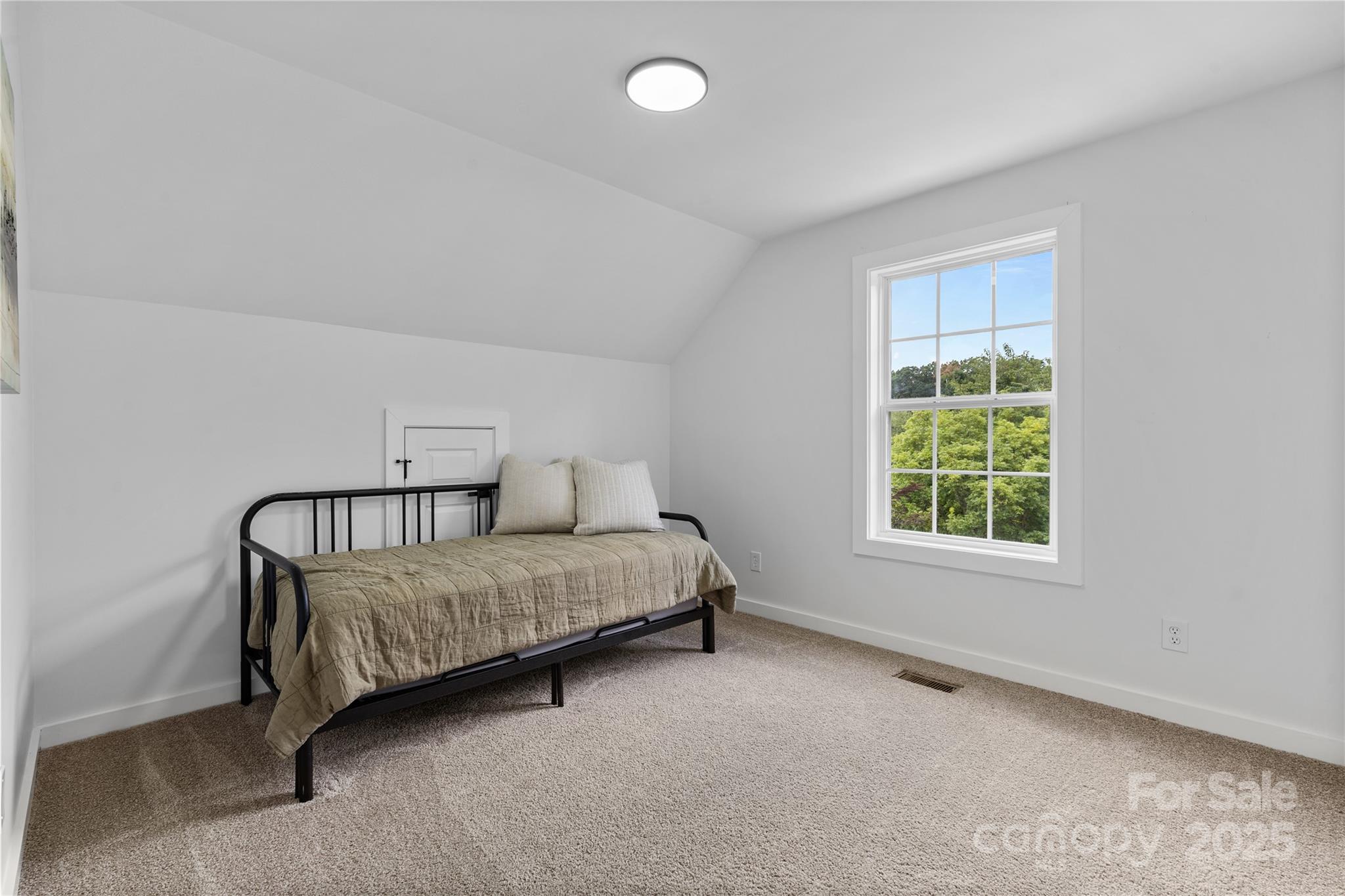 Hallmark Glen - Residential