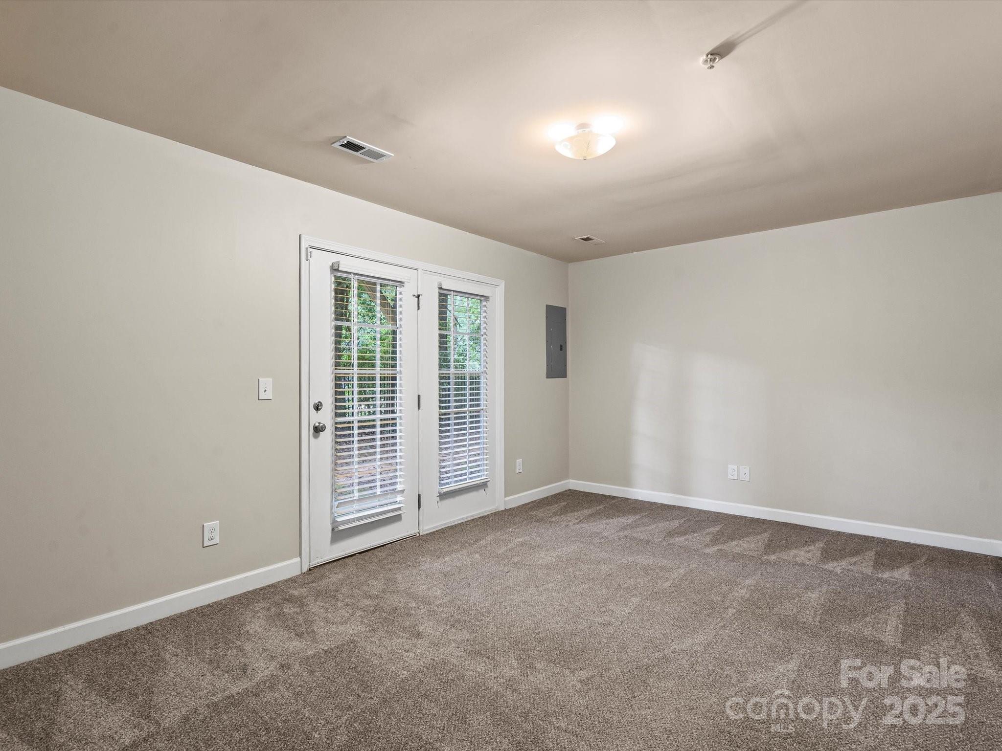 Avalon at Mallard Creek - Residential