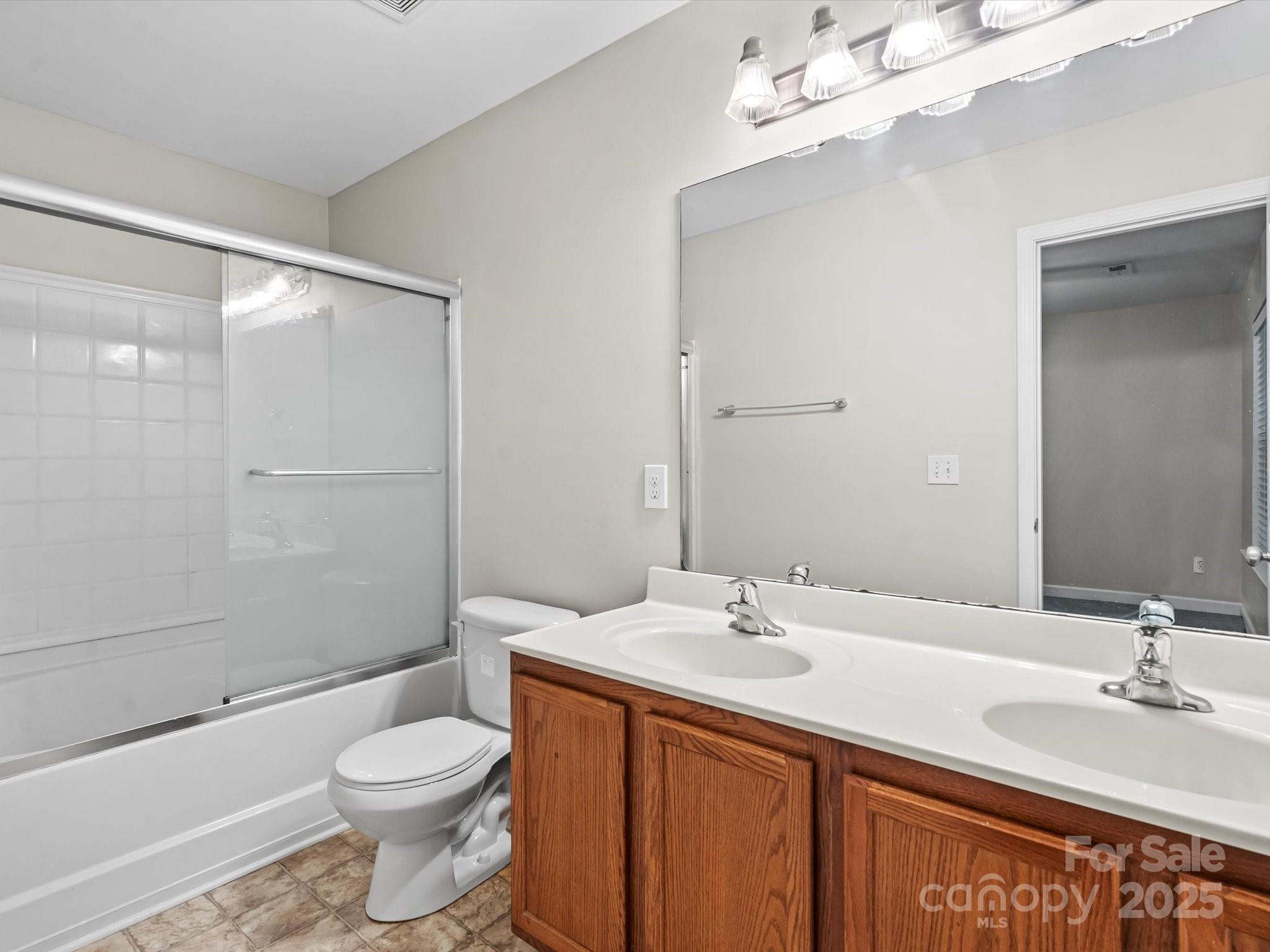 Avalon at Mallard Creek - Residential