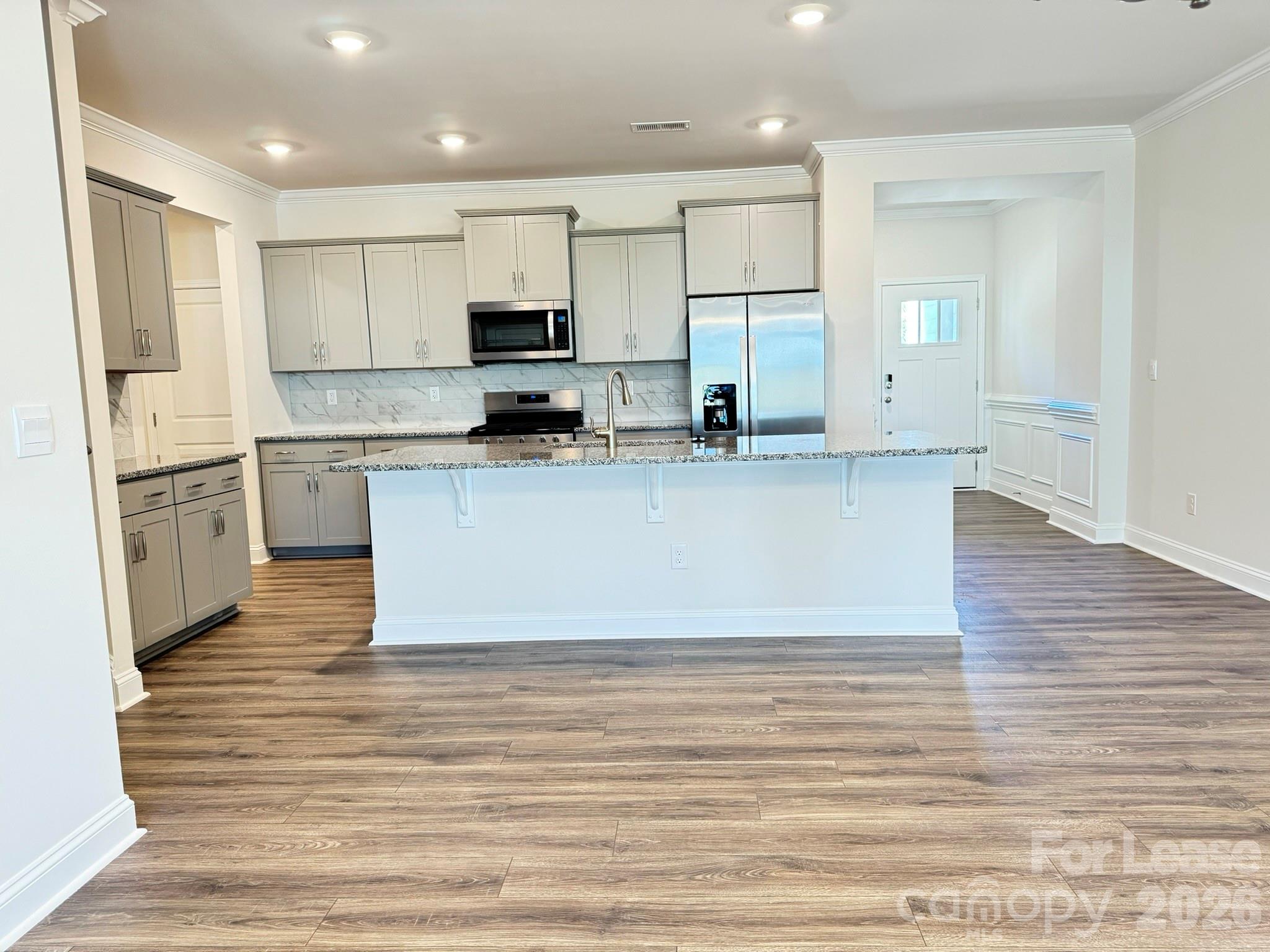 4390 Bronze Boulevard