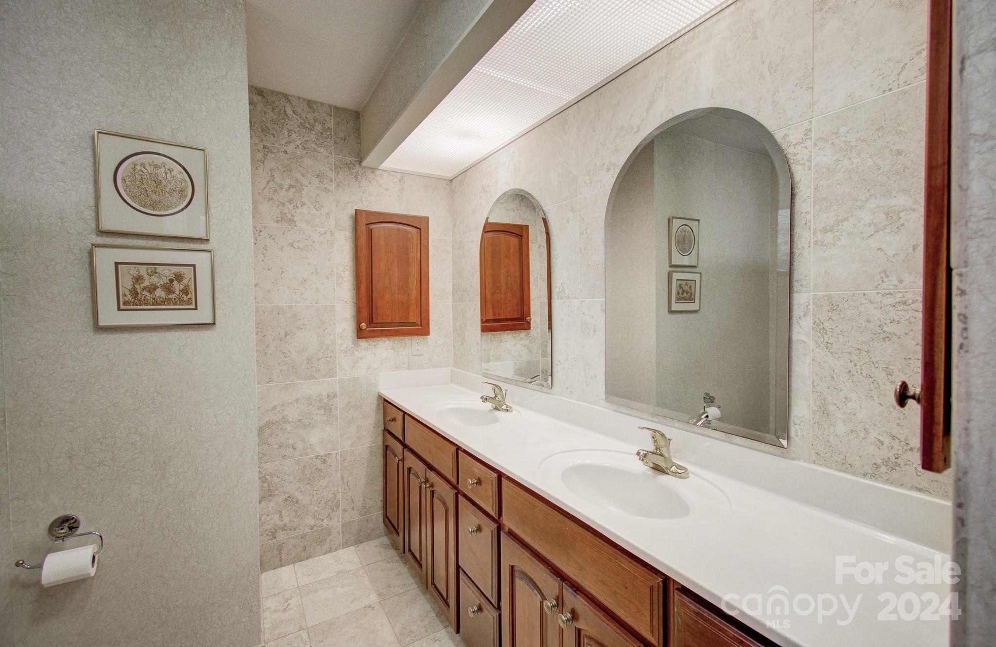 Hickory Hill - Residential