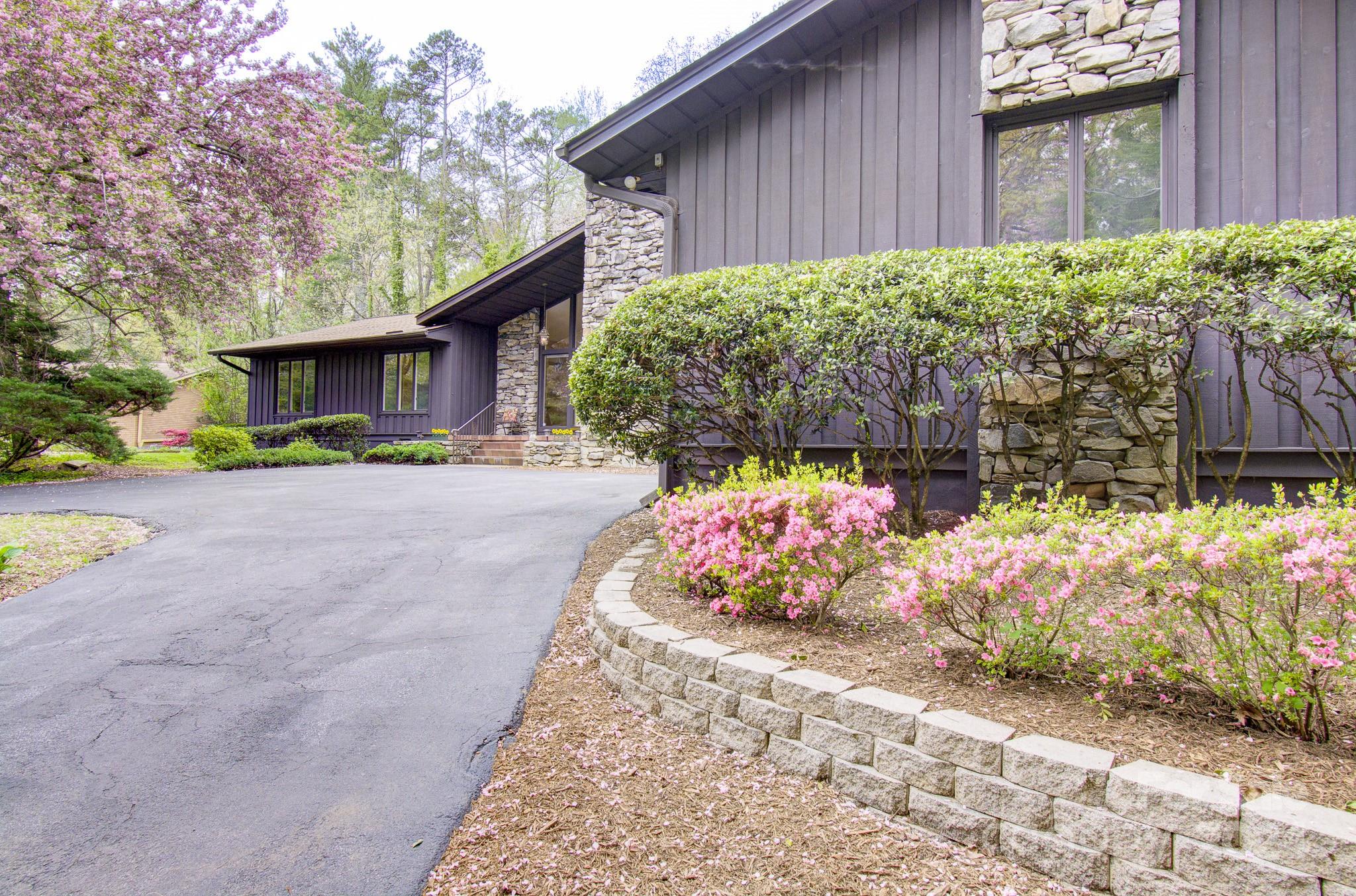 Hickory Hill - Residential