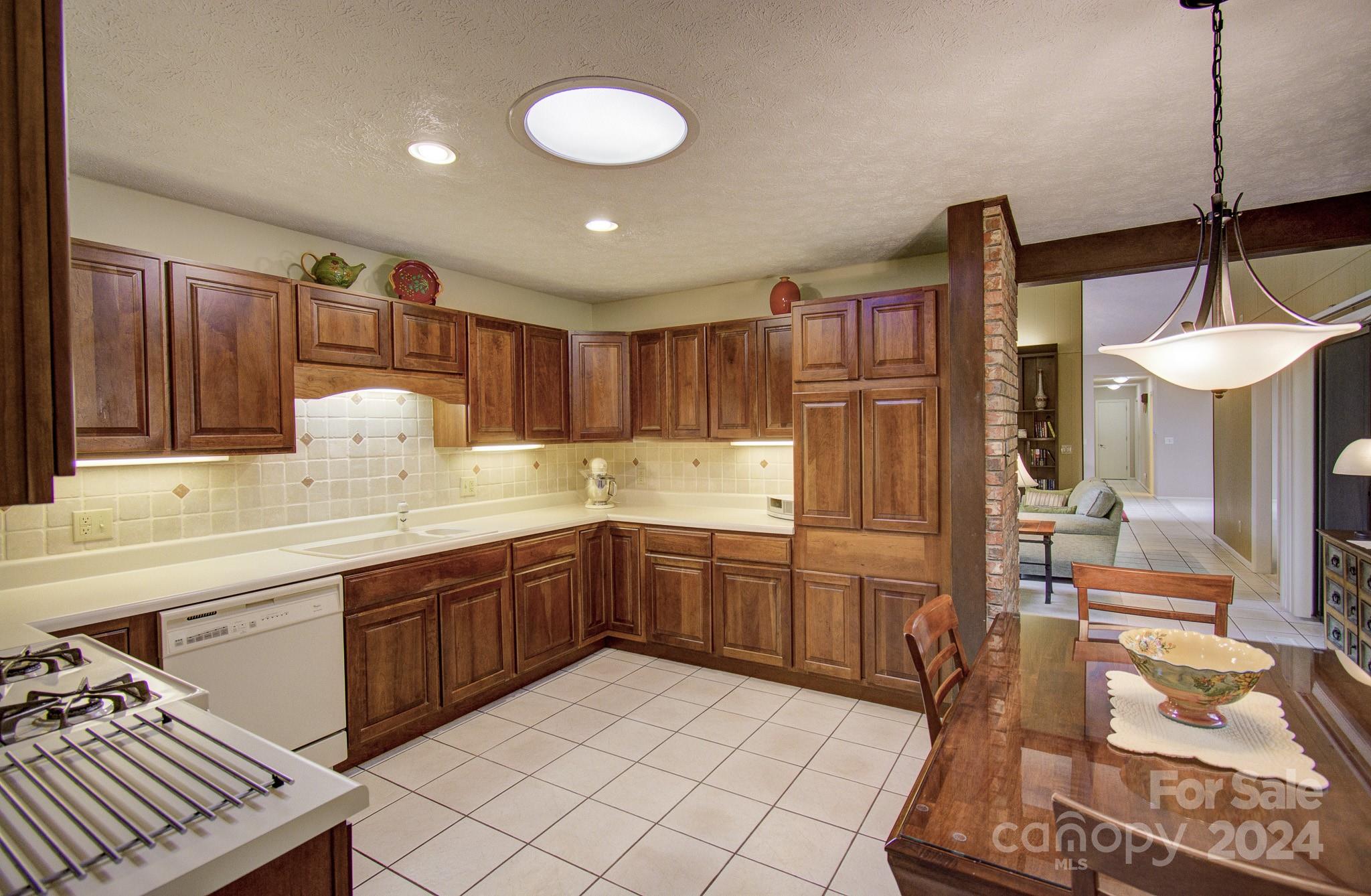 Hickory Hill - Residential
