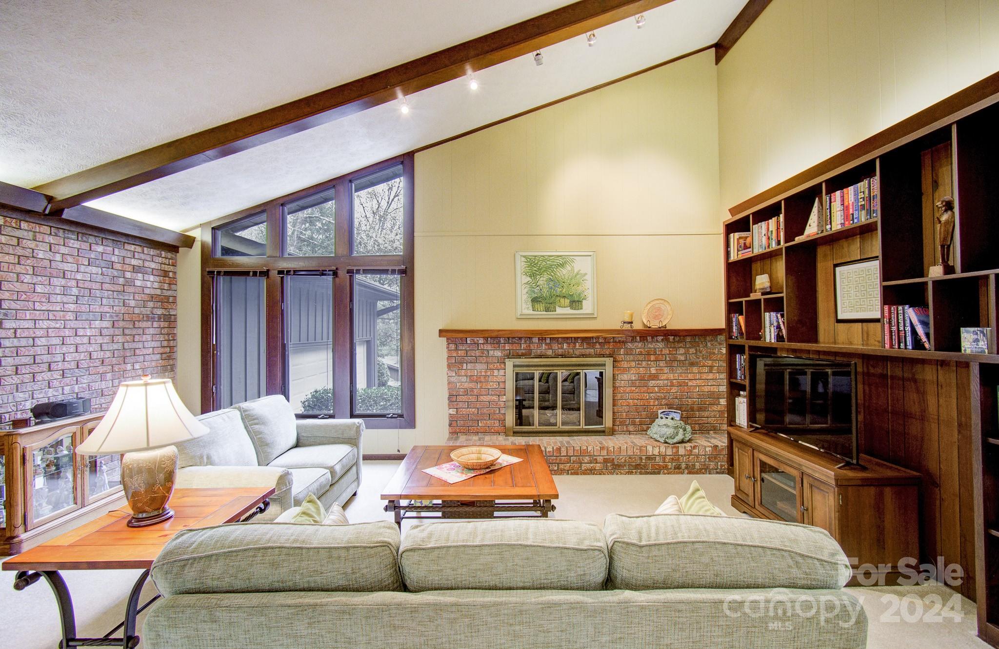 Hickory Hill - Residential