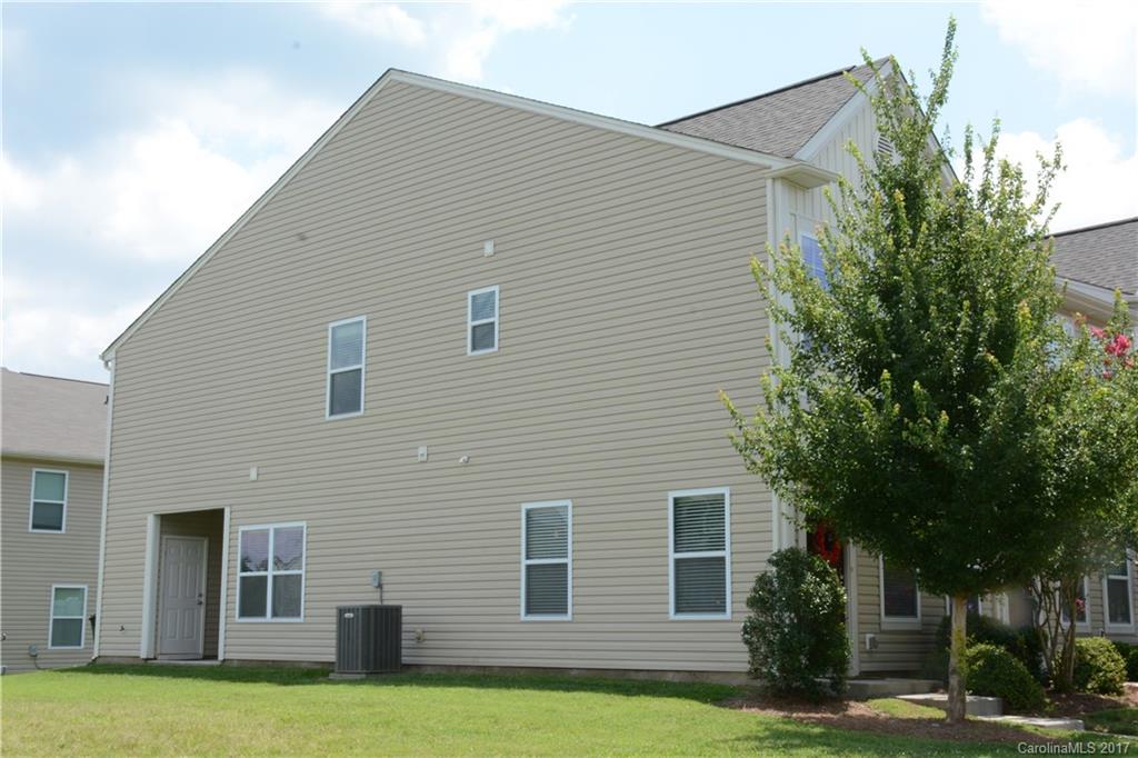 STEELE MEADOWS - Residential