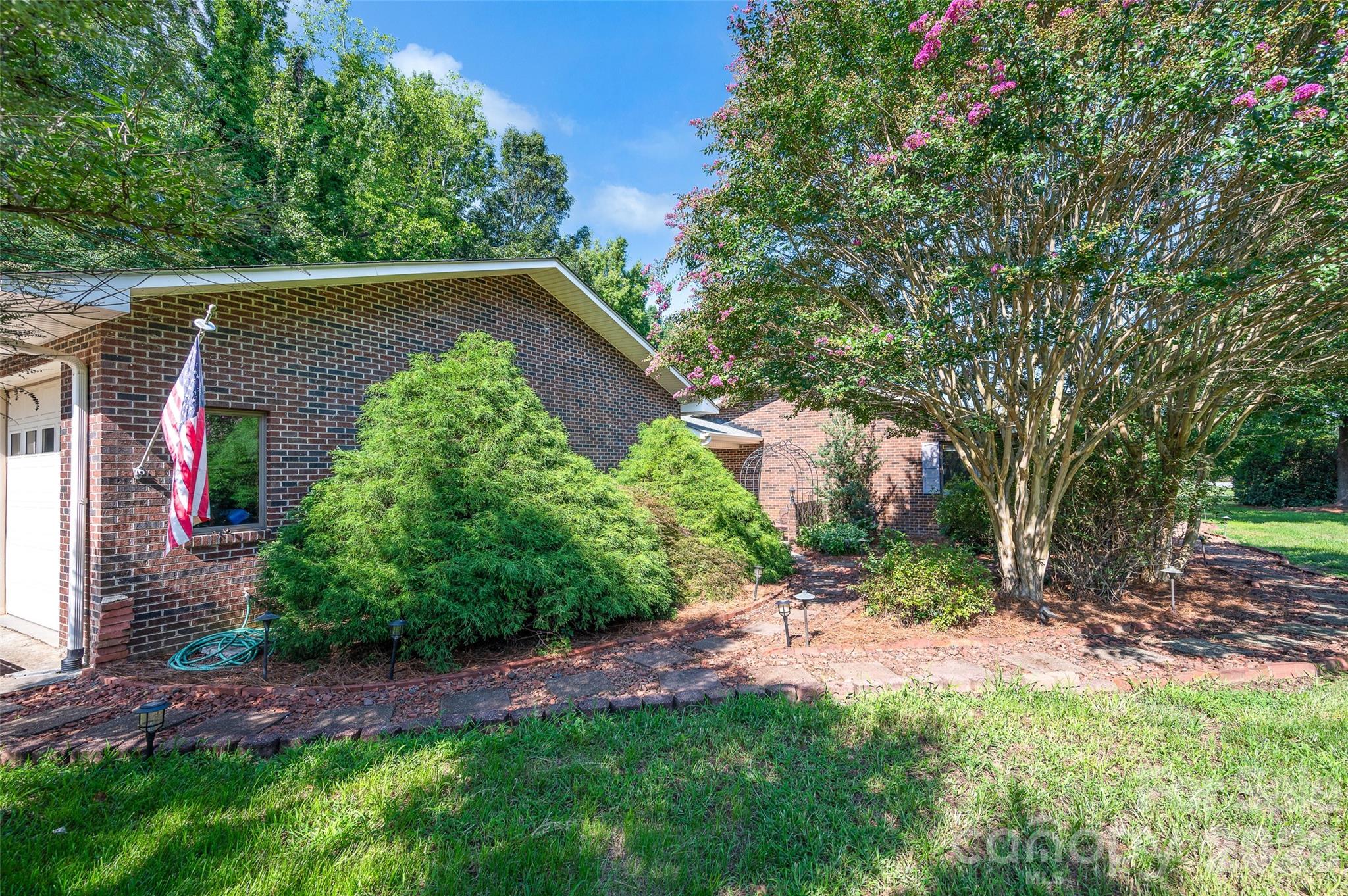 3959 Holly Springs Drive