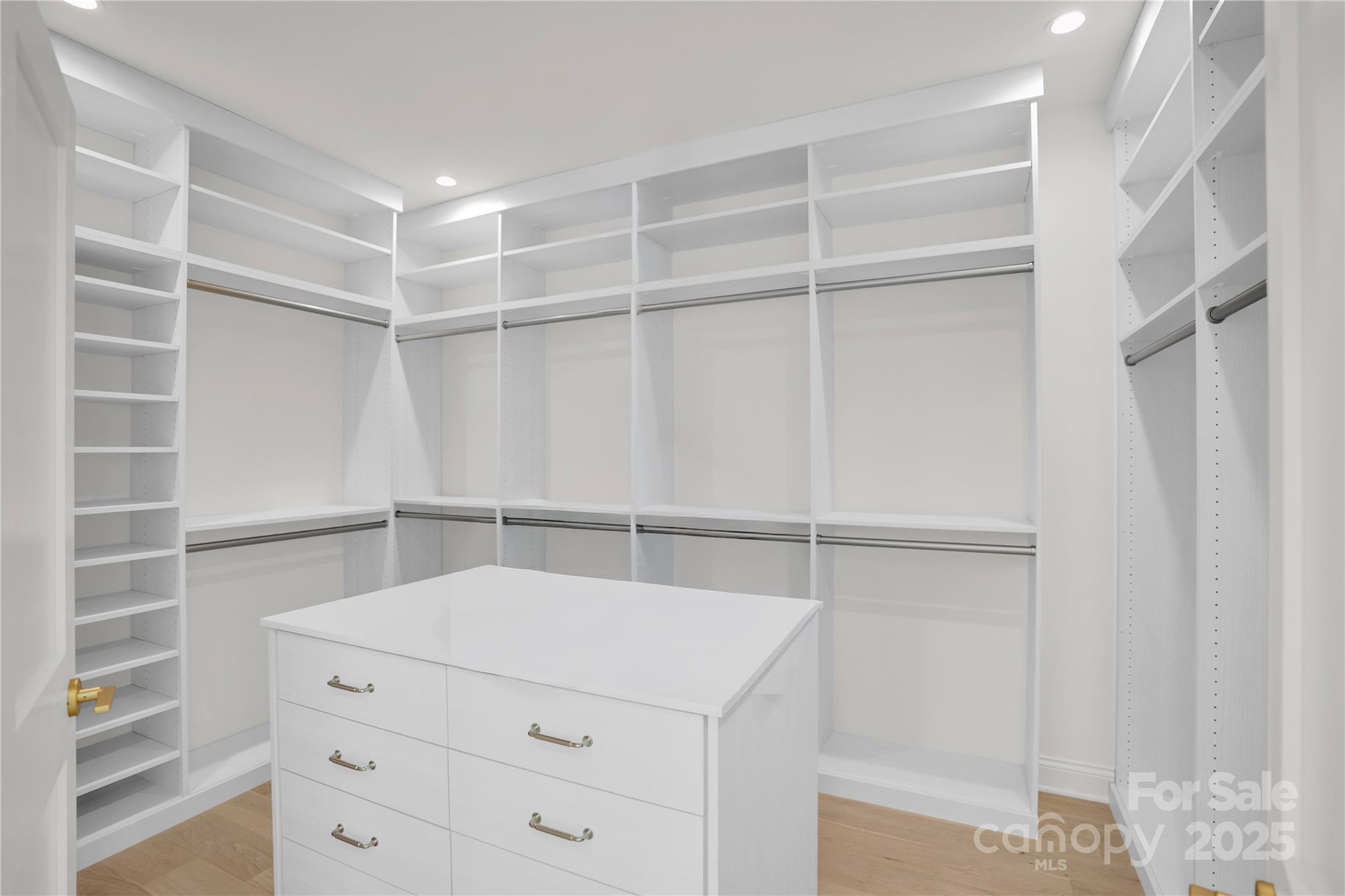 Greentree - Residential