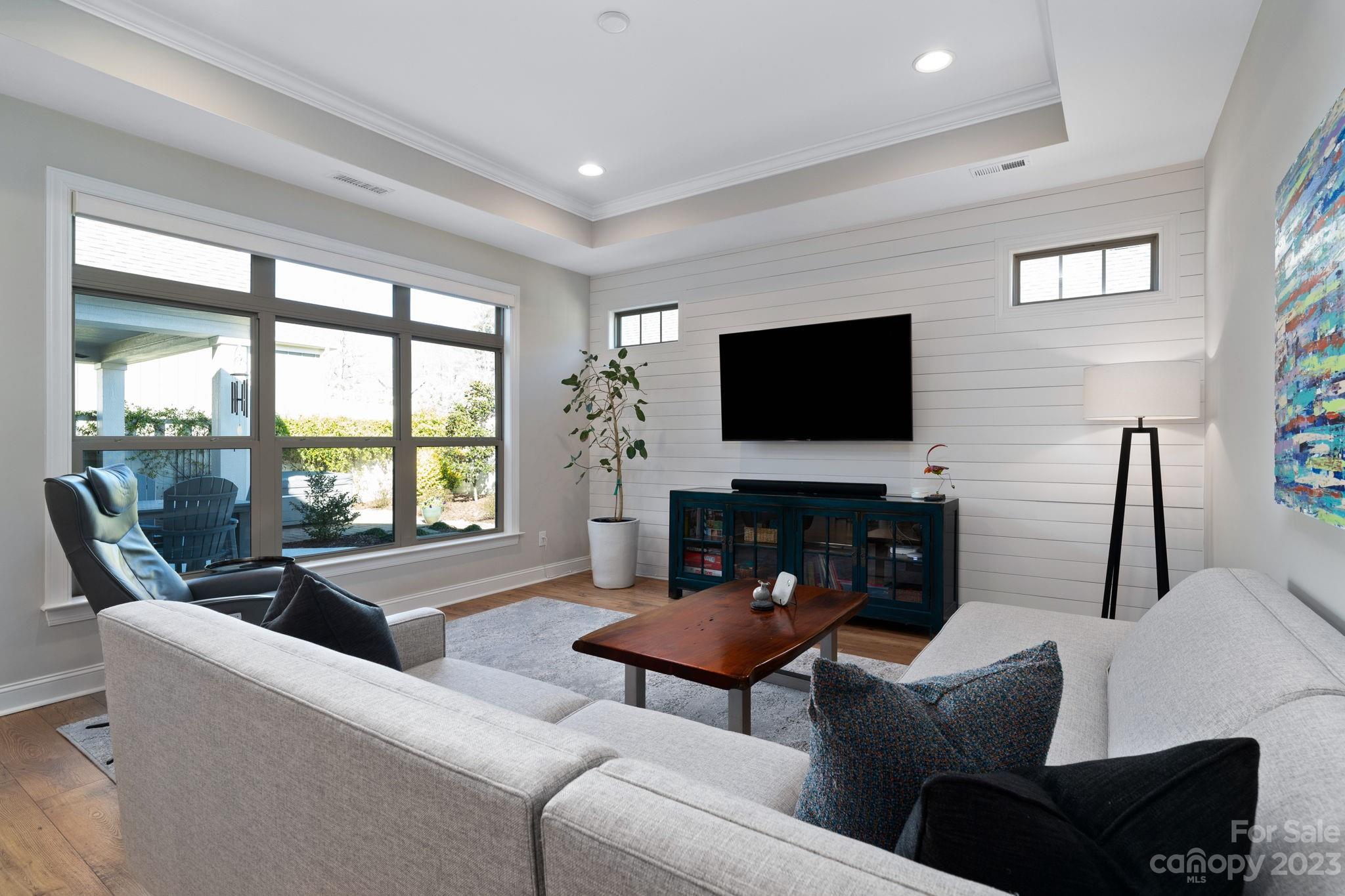 The Courtyards At Wesley Chapel - Residential